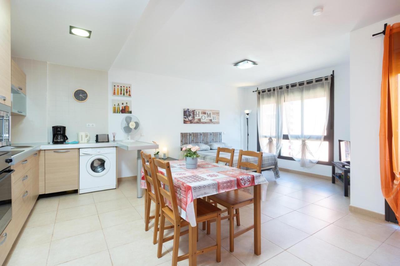 Palm Mar Studio Apartment Екстериор снимка