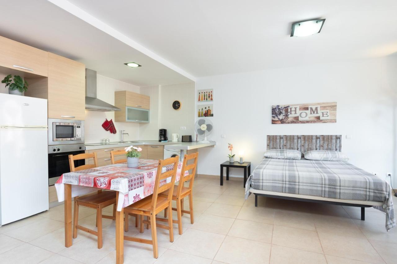Palm Mar Studio Apartment Екстериор снимка